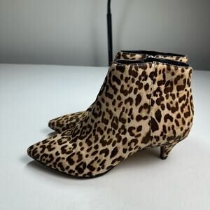 SAM EDELMAN KINZY ANIMAL PRINT BOOTIES Size 8.5 EUC Anthropologie